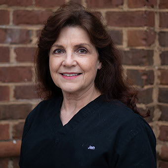 Jan Mecca, Charlotte Veterinary Assistant