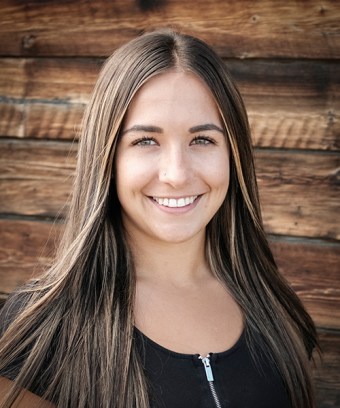 Kelly, Whitecourt Dental Assistant