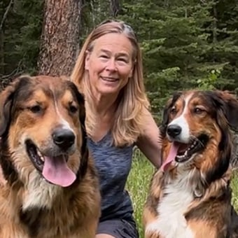 Linda, Calgary Veterinary Receptionist