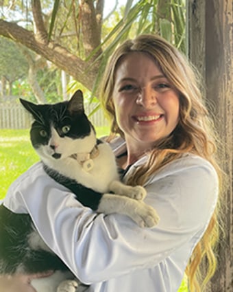 Dr. Kaity Lagimoniere, Jacksonville Veterinarian