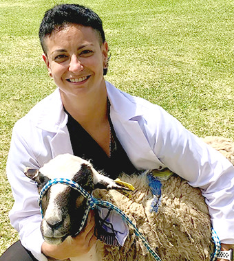 Dr. Jenna Mendlowitz, Citrus Heights Veterinarian