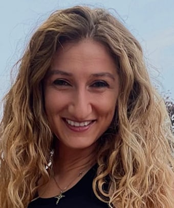Ramina, Oakville Dental Assistant