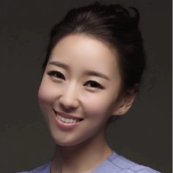 Dr. Hana Lee