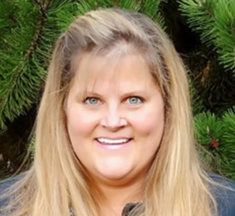 Tracey, Dental Hygienist at Heritage Dental Centre