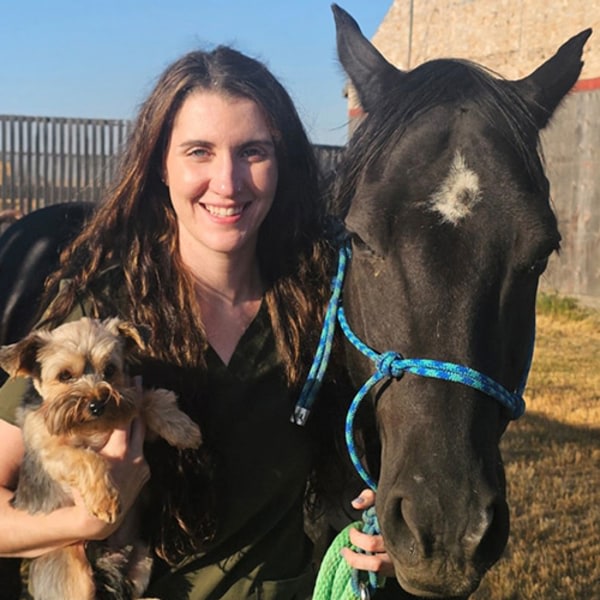 Kendra, Lethbridge Part Time Registered Veterinary Technician