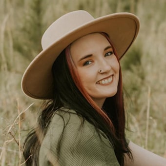 Hope Mitchell, Leighton Kennel Assistant