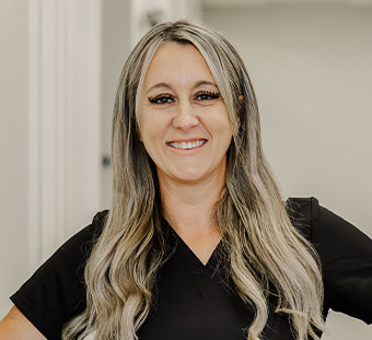 Robyn, Fredericton Dental Assistant