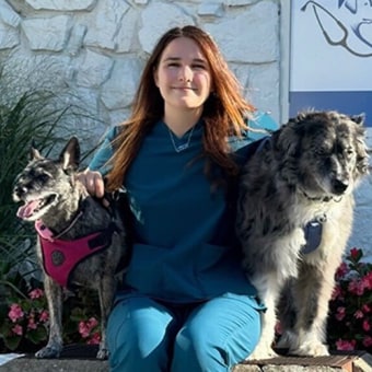 Mary S, Brentwood Vet Assistant
