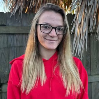 Lyndsie, Parrish Veterinary Assistant