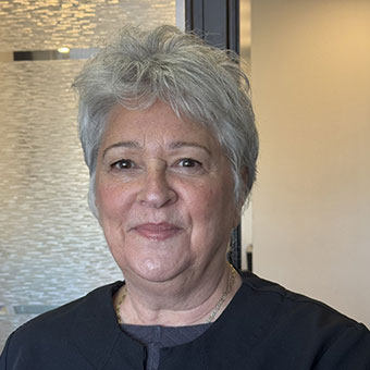 Louise, Laval Gestionnaire