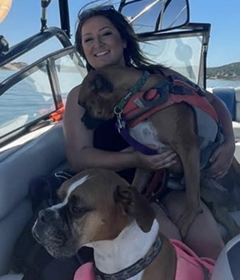 Victoria, Santa Cruz County Veterinary Assistant