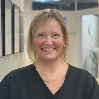 Sandy, Belleville Dental Assistant