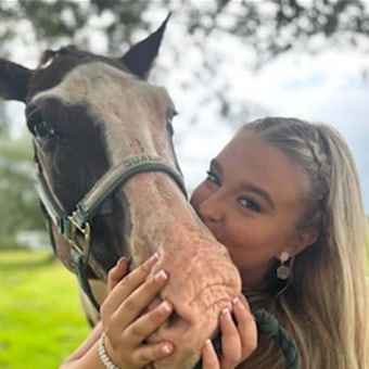 Whitney, Perry Animal Hospital Kennel Assistant