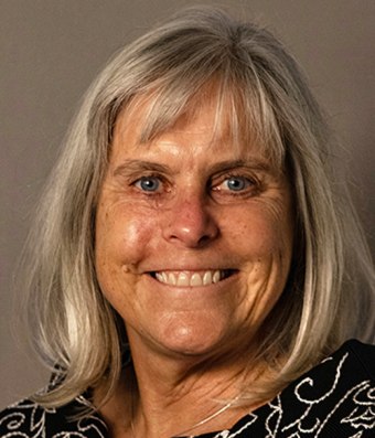 Dr. Julie Martin, Englewood Veterinary Cardiologist