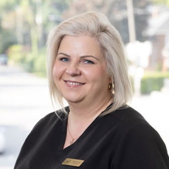 Aleksandra, Etobicoke Dental Assistant