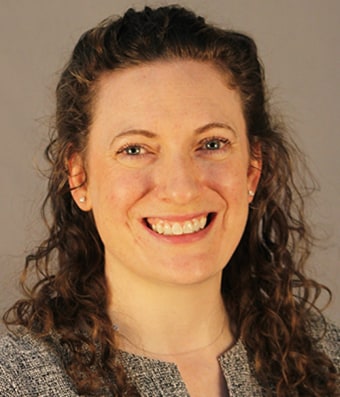 Dr. Jennifer McGill, Englewood Veterinarian