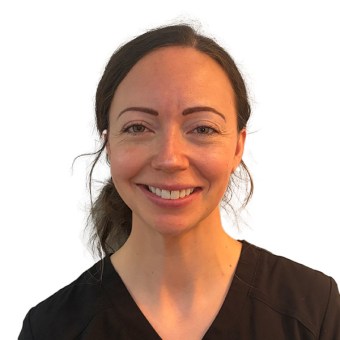 Josiane, Ontario Dental Hygienist
