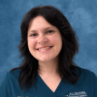 Jasmine Hernandez, New Iberia Veterinary Technician