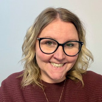 Mesha , Winnipeg Administrative Assistant