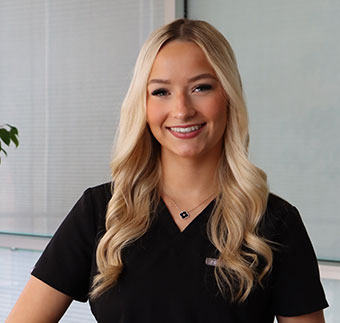 Brenna, Halifax Dental Assistant