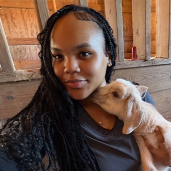 Akeelah, Perry Animal Hospital Care Coordinator