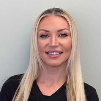 Chauna, Winnipeg Dental Hygienist