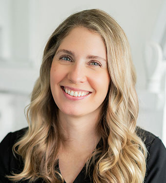 Ashley, Port Moody Dental Assistant