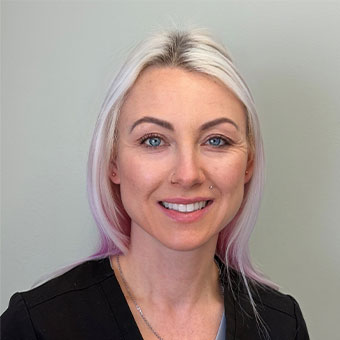 Michelle, Winnipeg Dental Assistant
