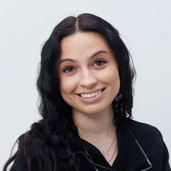 Nadia, Etobicoke Dental Hygienist