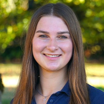 Ava Rich, Gresham Veterinary Technician