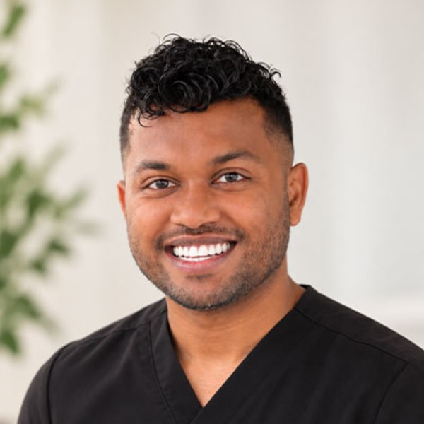 Chris, Toronto Registered Dental Hygienist